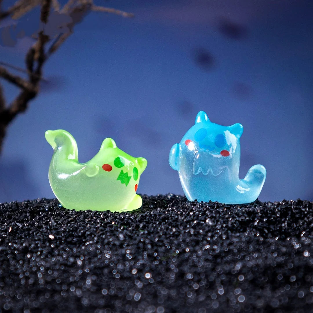 Spooky Sprites: Mini Light-Up Halloween Ghosts for Crafts & Party Displays
